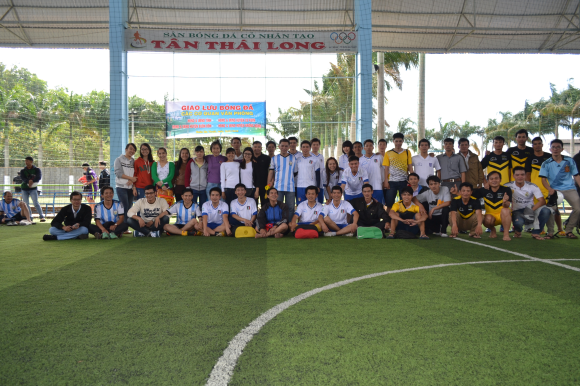 Giao lưu bóng đá giữa Chi đoàn Văn phòng HĐND & UBND tỉnh với Chi đoàn Văn phòng HĐND & UBND các hyện