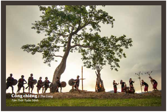 Ấn phẩm Lễ hội cà phê Buôn Ma Thuột lần thứ 6 và Liên hoan văn hoá Cồng chiêng Tây Nguyên năm 2017