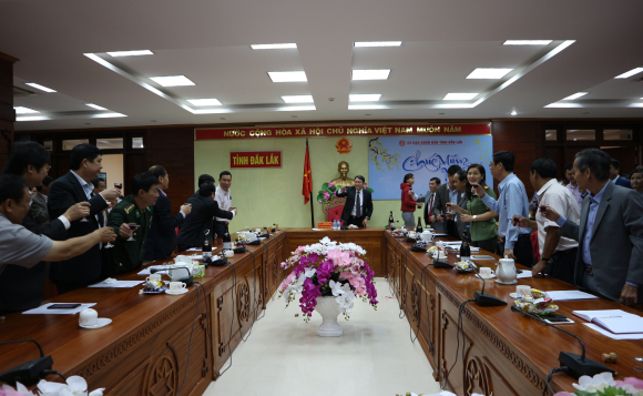 UBND tỉnh tổ chức Gặp mặt đầu Xuân Mậu Tuất năm 2018