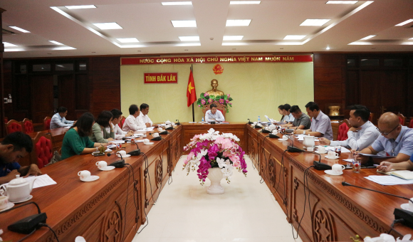 Trưởng Ban Tổ chức Cuộc thi khởi nghiệp và khởi sự kinh doanh tỉnh Đắk Lắk năm 2018 làm việc với các tiểu ban giúp việc