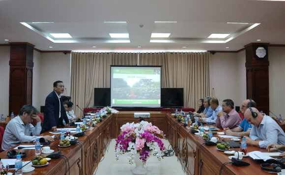 Đoàn Công tác của Viện Khoa học kỹ thuật Nông lâm nghiệp Tây Nguyên đã làm việc với UBND tỉnh