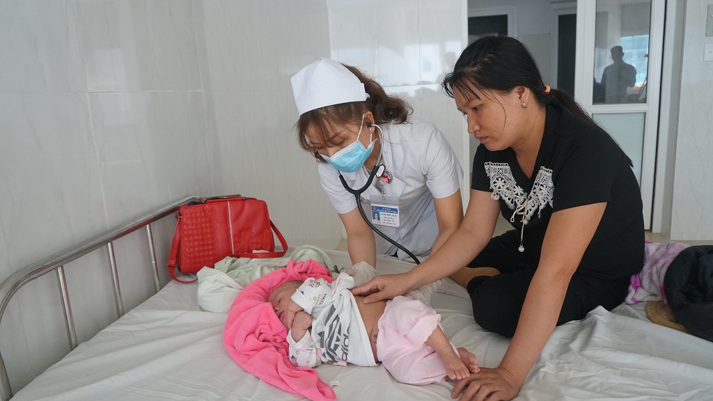 Tăng cường phòng, chống bệnh cúm, sởi và các bệnh lây truyền qua đường hô hấp