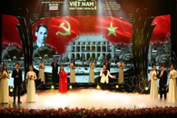 Thắng lợi vĩ đại đưa đất nước bước vào kỷ nguyên độc lập, tự do