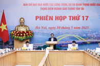 Thủ tướng Phạm Minh Chính yêu cầu triển khai nhanh các công trình giao thông trọng điểm, tạo đà, tạo lực cho đất nước phát triển