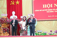 Đồng chí H'Yim Kđoh được phân công, điều động và chỉ định giữ chức vụ Bí thư Thị ủy Buôn Hồ